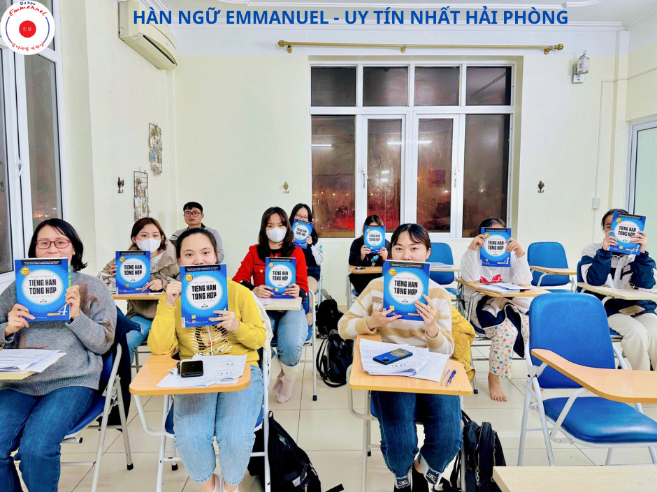 Lớp học tiếng Hàn tại Du học Emmanuel