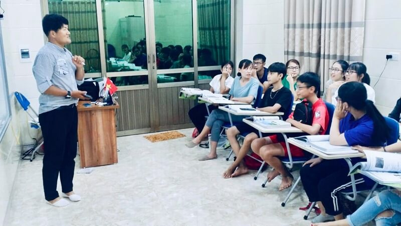 Lớp học tiếng Hàn tại Văn Cao - Hải Phòng
