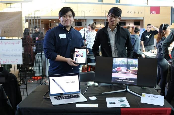 Sản phẩm của học sinh trường Simon Fraser tham gia các cuộc thi - Nguồn : Sưu tập