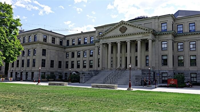 Trung tâm Du học Canada quận Dương Kinh Emmanuel chuyên nghiệp