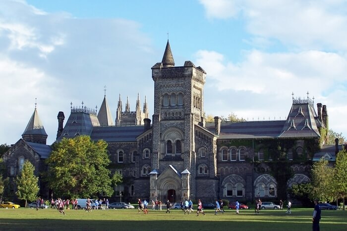 Trung tâm Du học Canada quận Dương Kinh Emmanuel chuyên nghiệp