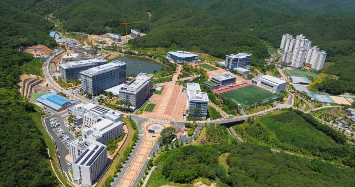 Tím hiểu Viện Khoa học và Công nghệ Quốc gia Ulsan