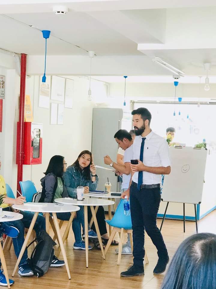 TẠI SAO PHẢI HỌC TIẾNG ANH