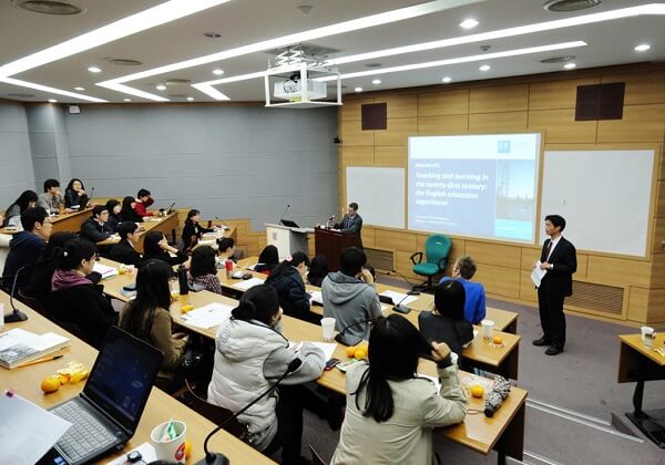 Trường đại học quốc gia Kunsan - trường đại học lý tưởng cho du học Hàn Quốc 